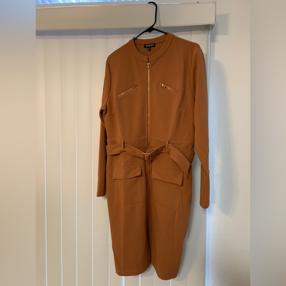New Long sleeve belt dress